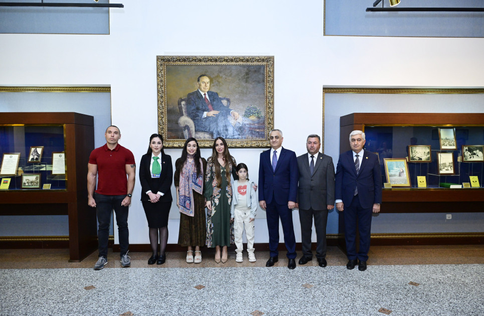 Leyla Əliyeva və Arzu Əliyeva Naxçıvana səfər ediblər<font color=red> - FOTOLAR</font>