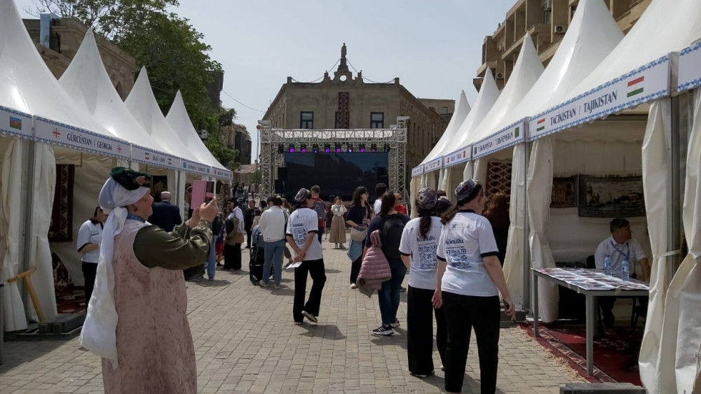 Bakıda Beynəlxalq Xalça Festivalı keçirilir<font color=red> - FOTOLAR</font>