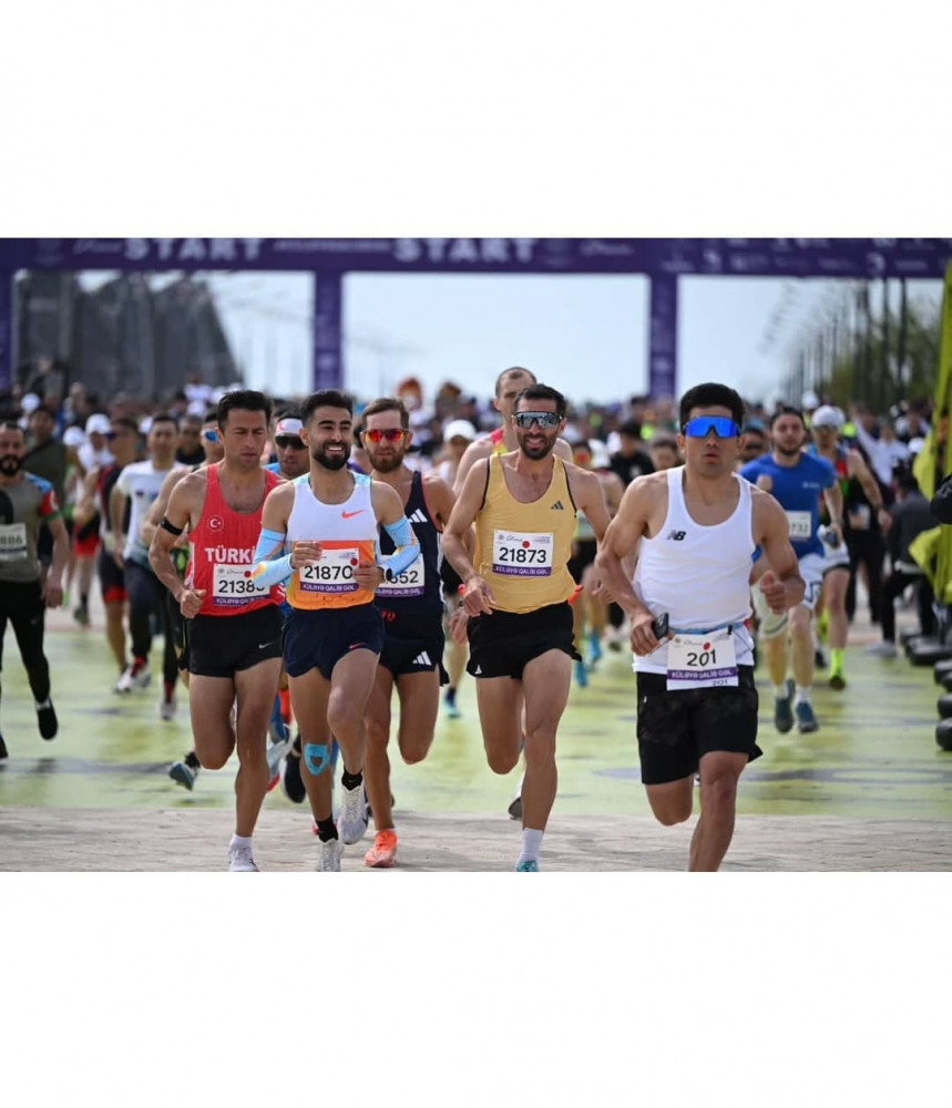 Əmrah Nağıyev Bakı Marafonunda 6-cı oldu, rekordunu yenilədi<font color=red> - FOTOLAR</font>