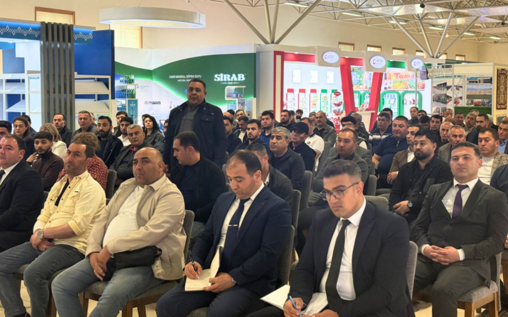 Naxçıvanda mikro və kiçik sahibkarlıq subyektləri ilə görüş keçirilib<font color=red> - FOTOLAR</font>