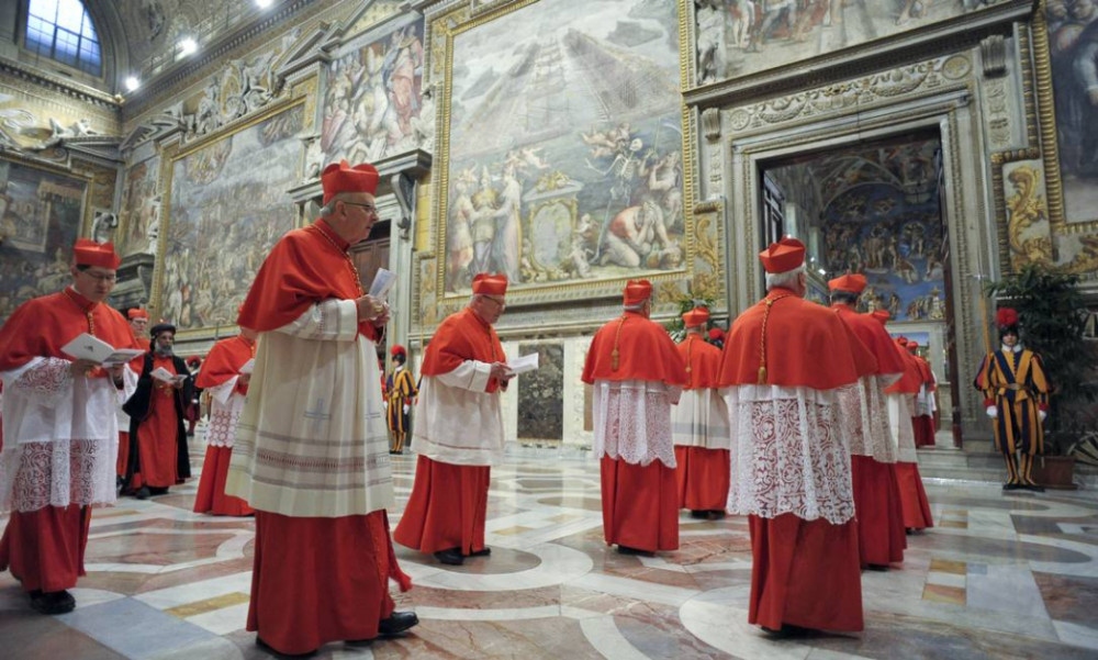 Vatikanda yeni Roma Papasının seçilməsi prosesi başlayır<font color=red> - FOTOLAR</font>