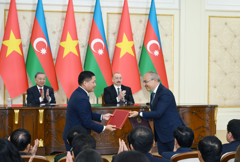 Azərbaycan ilə Vyetnam arasında imzalanmış sənədlər mübadilə edilib <font color=red> - FOTOLAR</font>