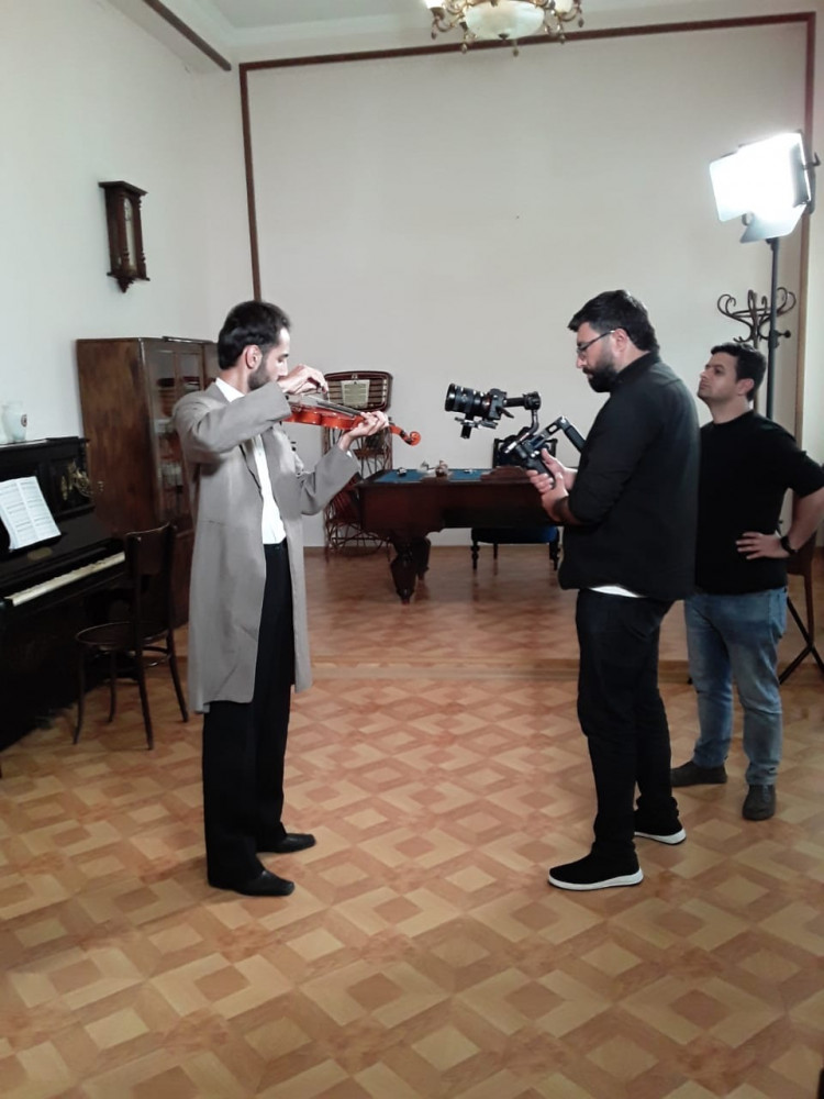 Naxçıvan televiziyası Cəmşid Naxçıvanski Muzeyində sənədli film çəkir<font color=red> - FOTOLAR</font>