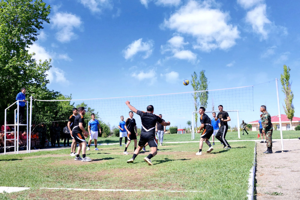 Voleybol yarışının qalibi Xüsusi Riskli Xilasetmə Xidmətinin komandası olub<font color=red> - FOTOLAR</font>