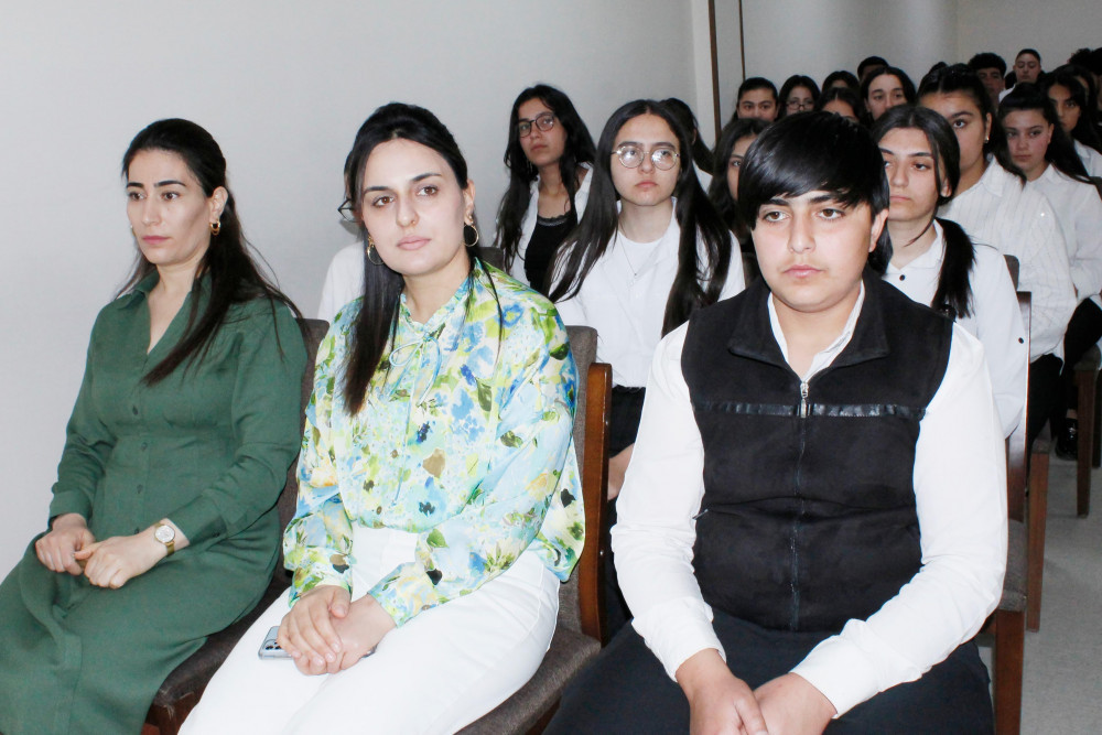 Naxçıvan Musiqi Kollecində “Heydər Əliyev və ekoloji siyasət” mövzusunda tədbir keçirilib <font color=red> - FOTOLAR</font>