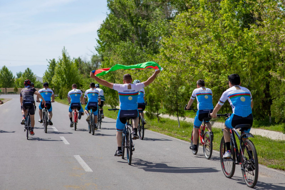 Naxçıvanda Ədliyyə işçilərinin iştirakı ilə veloyürüş keçirilib<font color=red> - FOTOLAR</font>