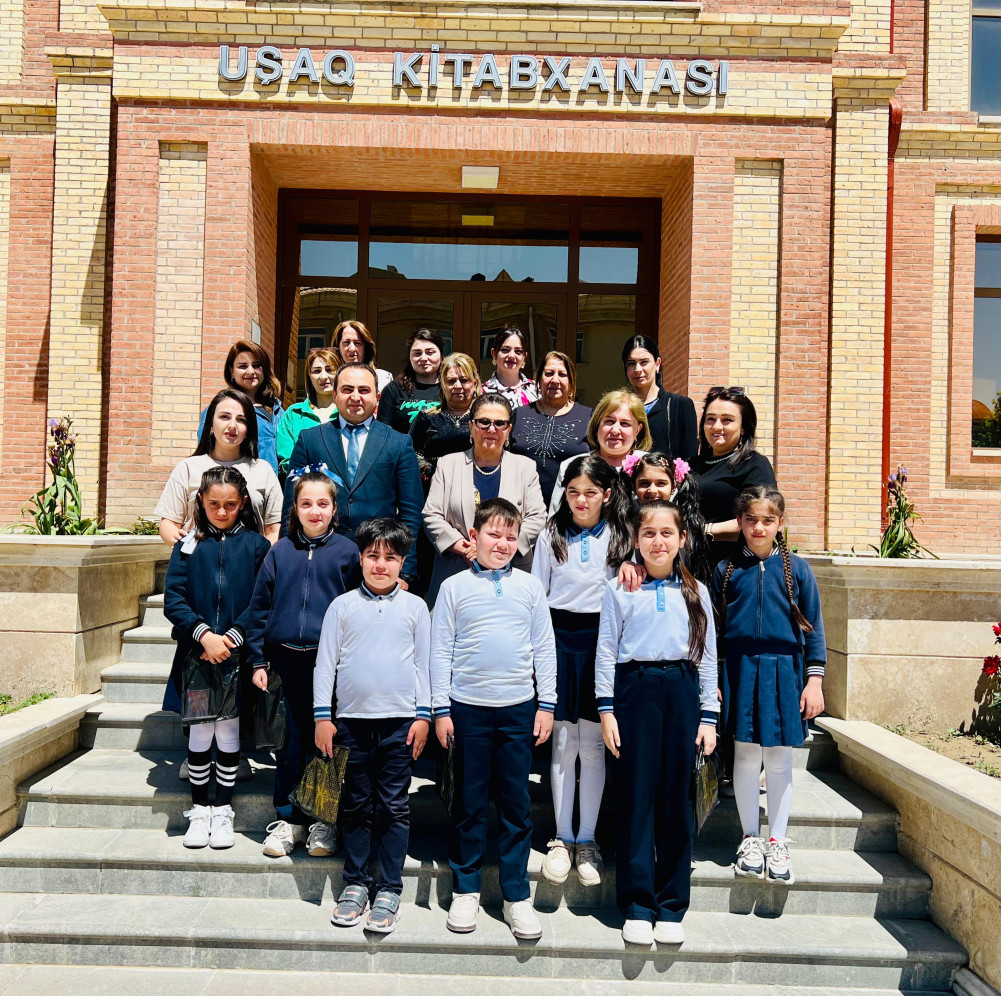 A. Babayev adına Naxçıvan Muxtar Respublika Uşaq Kitabxanasında Azərbaycan xalqının ümummilli lideri Heydər Əliyevin anadan olmasının 102-ci  ildönümü ilə əlaqədar “Heydər Əliyev uşaqların dünyasında” mövzusunda tədbir keçirilib<font color=red> - FOTOLAR</font>