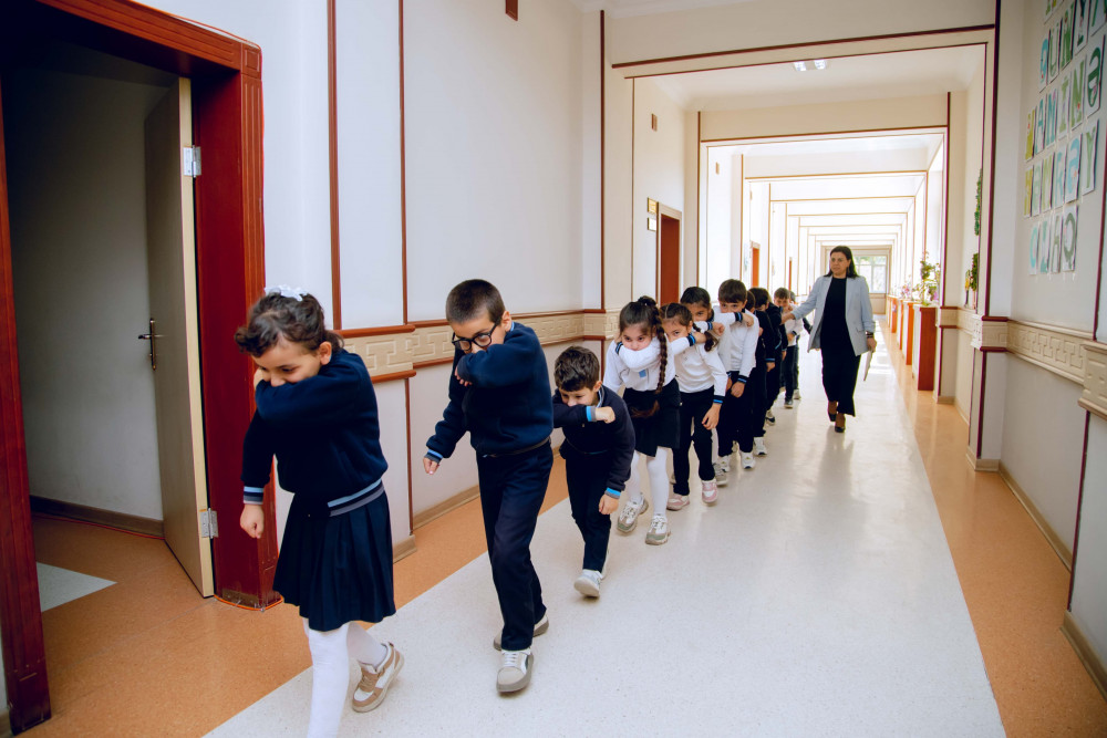 FHN Heydər Əliyev adına tam orta məktəbdə Ümummilli Lider Heydər Əliyevin anadan olmasının 102-ci ildönümünə həsr olunan təlim keçirib<font color=red> - FOTOLAR</font>
