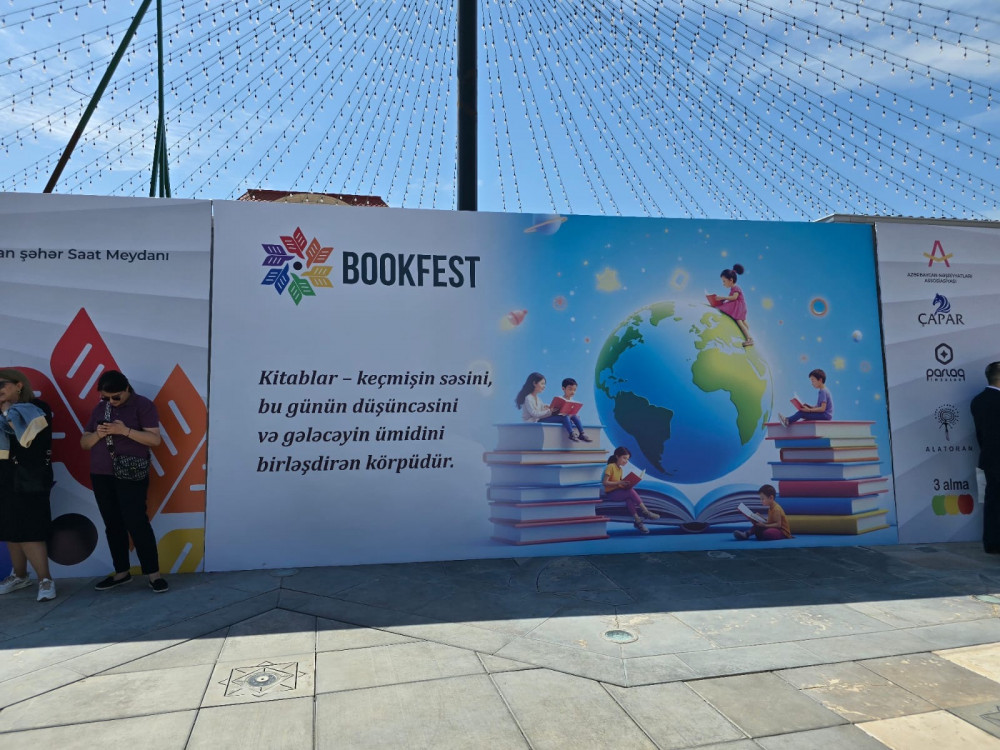 Naxçıvanda “BOOKFEST” kitab sərgisi keçirilir<font color=red> - FOTOLAR</font>