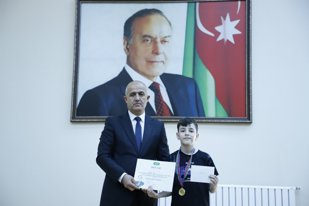 Şahmat turnirinin mükafatçıları bəlli olub <font color=red> - FOTOLAR</font>