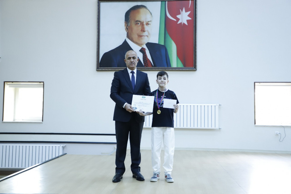 Şahmat turnirinin mükafatçıları bəlli olub <font color=red> - FOTOLAR</font>