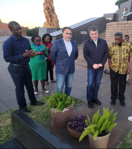 Milli Məclisin deputatları Zimbabveyə səfər ediblər<font color=red> - FOTOLAR</font>