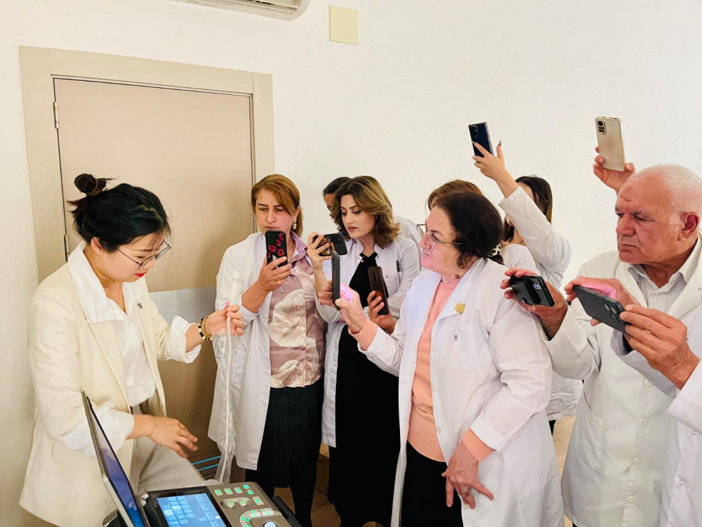 Naxçıvanda İlkin Səhiyyə Xidmətlərinin Keyfiyyətinin Artırılması Məqsədilə Tibbi Avadanlıqlarla Bağlı Təlimlərə  Start Verilib<font color=red> - FOTOLAR</font>