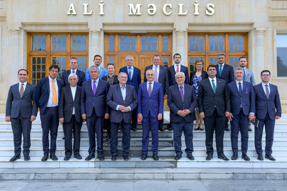 Səlahiyyətli nümayəndə Macarıstan nümayəndə heyətini qəbul edib<font color=red> - FOTOLAR</font>