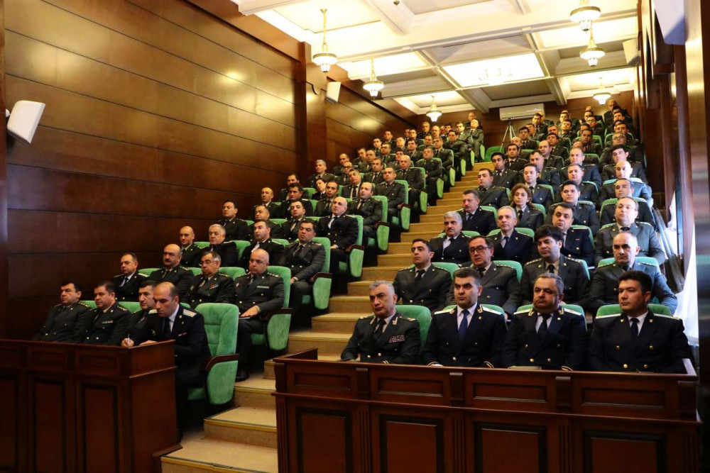 Baş prokuror Kamran Əliyev Bəhruz Əhmədovu Hərbi Prokurorluğun kollektivinə təqdim edib<font color=red> - FOTOLAR</font>