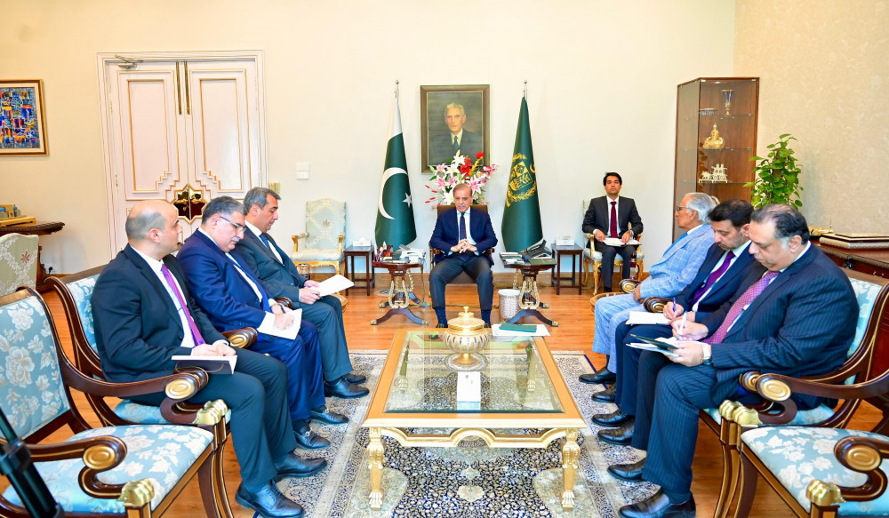  Pakistan İslam Respublikasının Baş naziri Məhəmməd Şehbaz Şərif Azərbaycan Respublikasının Pakistan İslam Respublikasındakı səfiri Xəzər Fərhadovu qəbul edib<font color=red> - FOTOLAR</font>