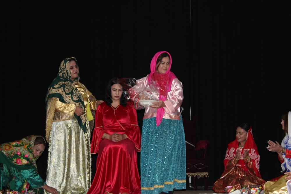 “Milli dəyərlərimiz folklorumuzda” adlı səhnəciklərin nümayişi müsabiqəsi keçirilib<font color=red> - FOTOLAR</font>