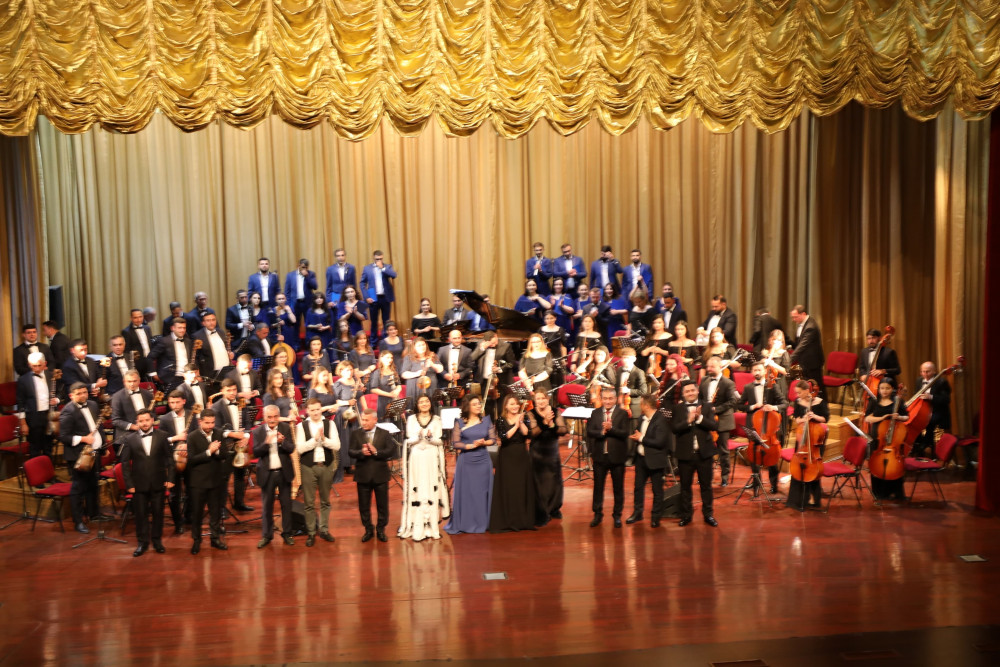 Naxçıvanda incəsənət xadimlərinin yaradıcılıq gecəsi keçirilib<font color=red> - FOTOLAR</font>