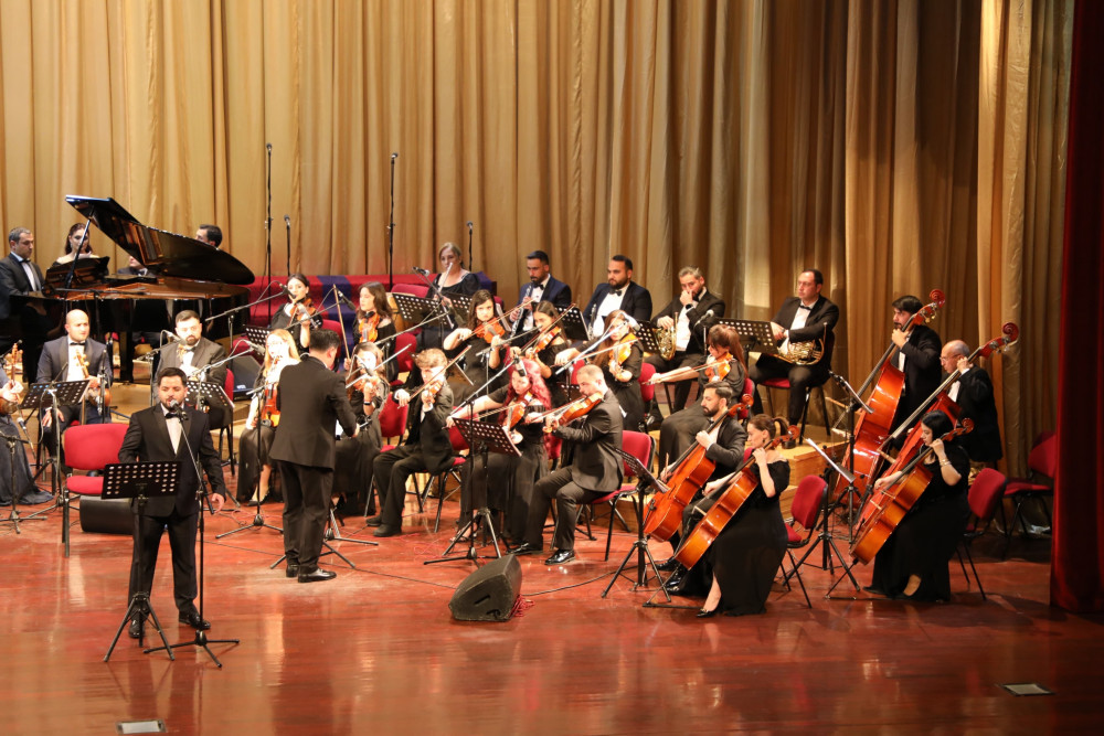 Naxçıvanda incəsənət xadimlərinin yaradıcılıq gecəsi keçirilib<font color=red> - FOTOLAR</font>