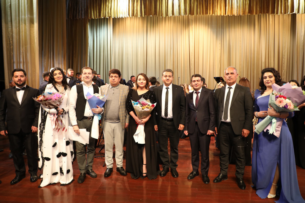 Naxçıvanda incəsənət xadimlərinin yaradıcılıq gecəsi keçirilib<font color=red> - FOTOLAR</font>