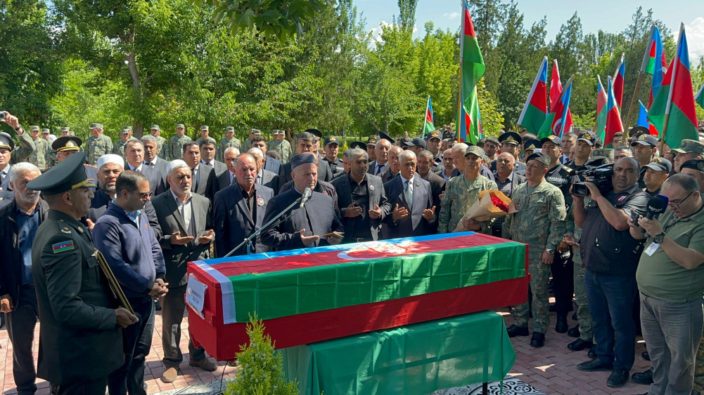 Birinci Qarabağ müharibəsinin şəhidi Şərur şəhərində dəfn olunub<font color=red> - FOTOLAR</font>