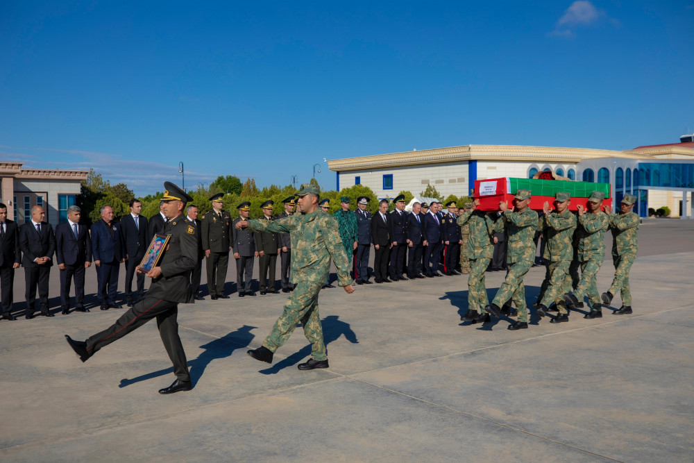 Naxçıvanda Birinci Qarabağ müharibəsi şəhidinin qarşılanma mərasimi olub <font color='red'> - YENİLƏNİB</font><font color=red> - VİDEO</font><font color=red> - FOTOLAR</font>