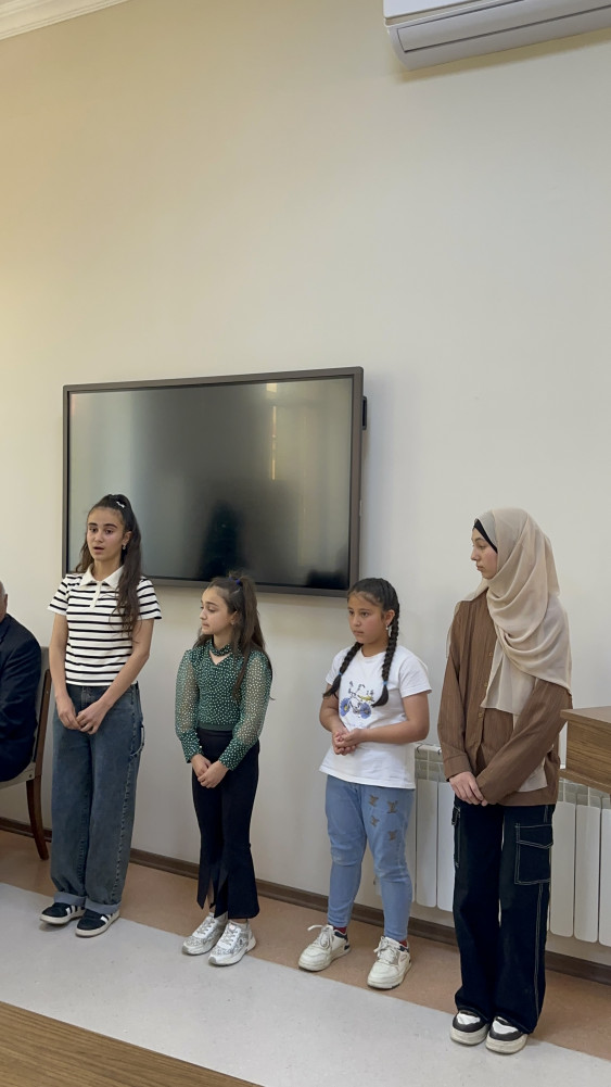 Şairə Rahilə Nuriyevanın kitab təqdimatı keçirilib<font color=red> - FOTOLAR</font>