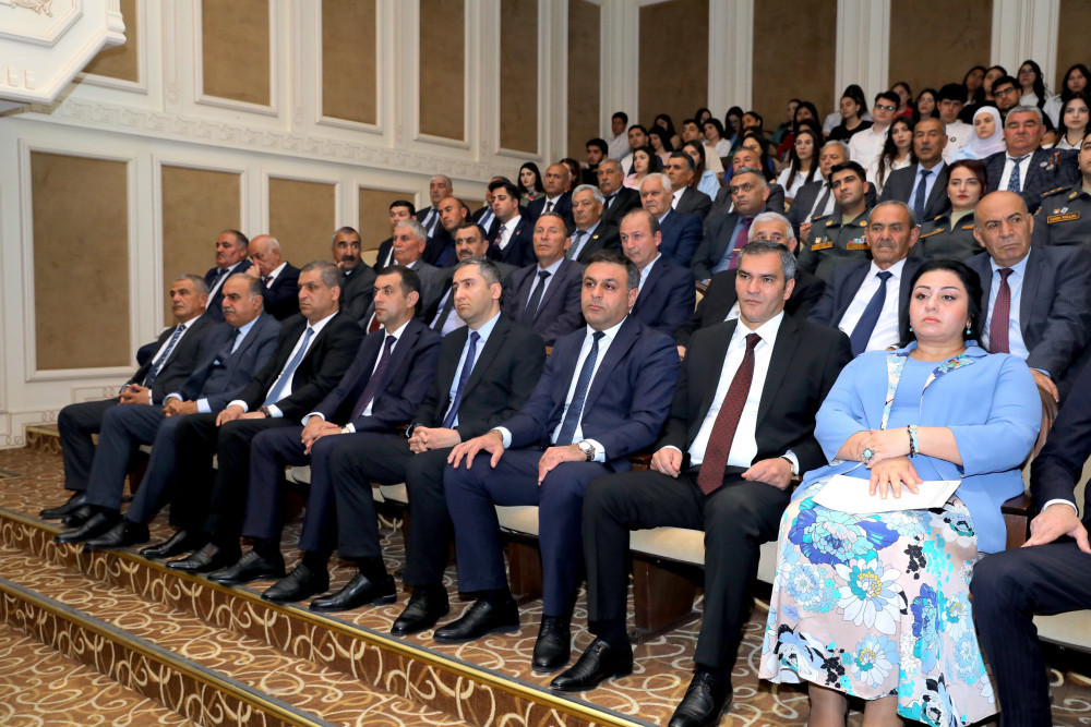 Naxçıvanda “8 Noyabr Zəfəri suverenliyimizin qarantıdır” mövzusunda konfrans keçirilib <font color=red> - FOTOLAR</font>