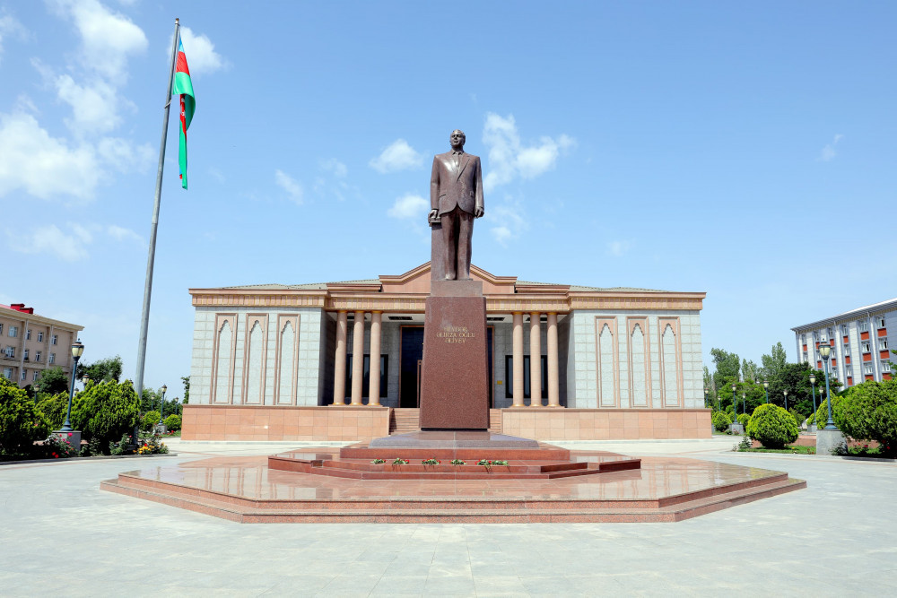 Naxçıvanda “8 Noyabr Zəfəri suverenliyimizin qarantıdır” mövzusunda konfrans keçirilib <font color=red> - FOTOLAR</font>