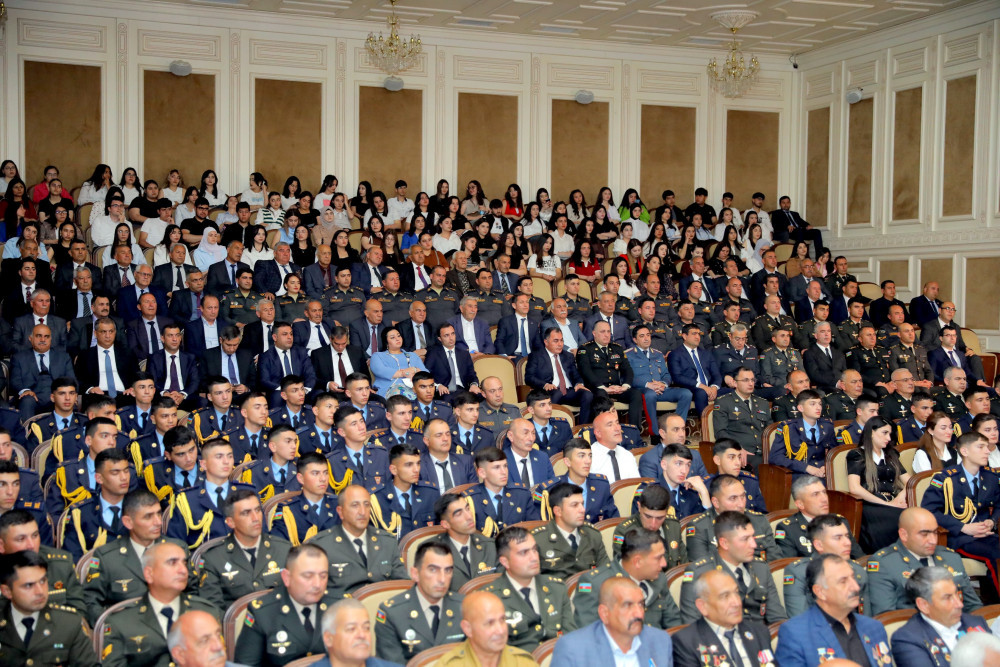 Naxçıvanda “8 Noyabr Zəfəri suverenliyimizin qarantıdır” mövzusunda konfrans keçirilib <font color=red> - FOTOLAR</font>