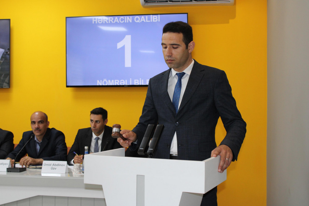 Culfa rayonunda yerləşən “Gülüstan” qum-çınqıl yatağı üzrə hərrac keçirilib<font color=red> - FOTOLAR</font>
