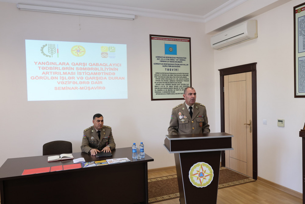 Nаxçıvаn Muxtar Respublikasının Fövqəladə Hallar Nazirliyində seminar-müşavirə keçirilib<font color=red> - FOTOLAR</font>