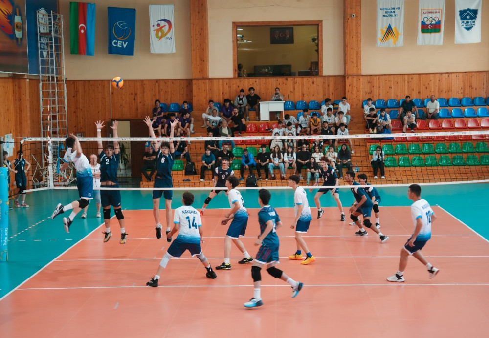 Naxçıvanı təmsil edən iki voleybol komandası ölkə üçüncüsü olub<font color=red> - FOTOLAR</font>