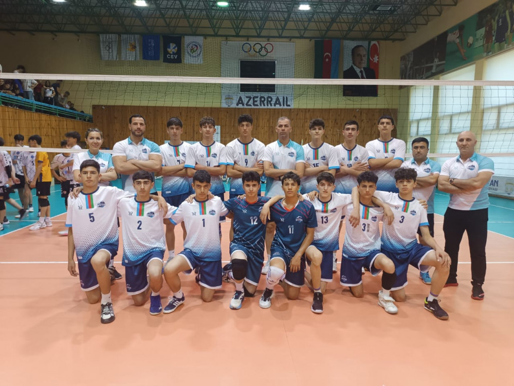 Naxçıvanı təmsil edən iki voleybol komandası ölkə üçüncüsü olub<font color=red> - FOTOLAR</font>