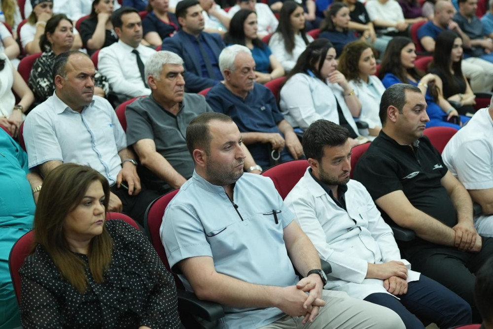 Naxçıvan Muxtar Respublikası Xəstəxanasında tibbi xidmətin təşkili ilə bağlı geniş tədbir keçirilib<font color=red> - FOTOLAR</font>