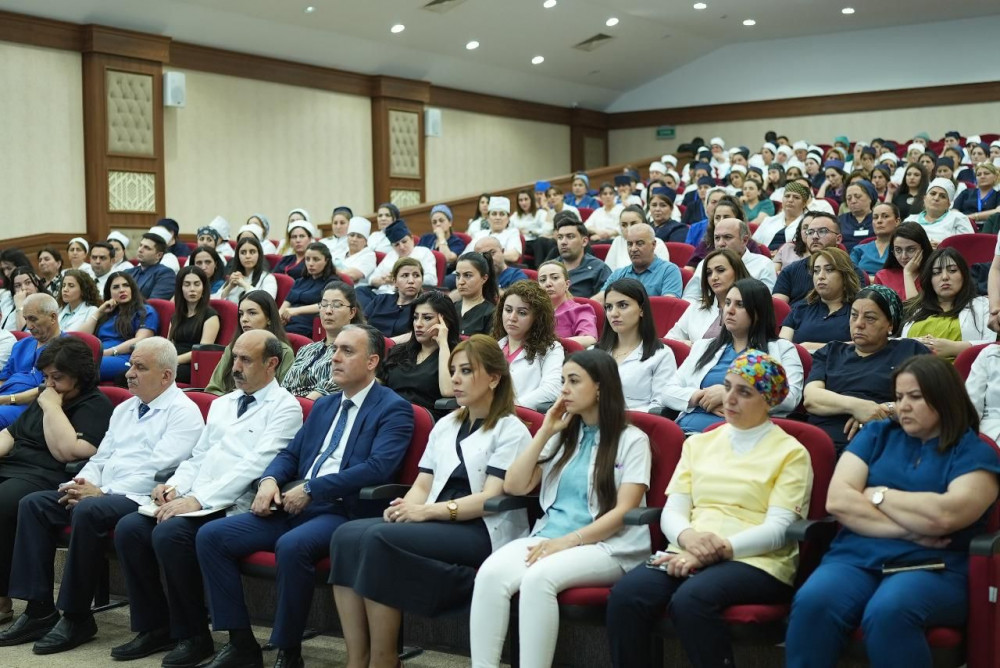 Naxçıvan Muxtar Respublikası Xəstəxanasında tibbi xidmətin təşkili ilə bağlı geniş tədbir keçirilib<font color=red> - FOTOLAR</font>