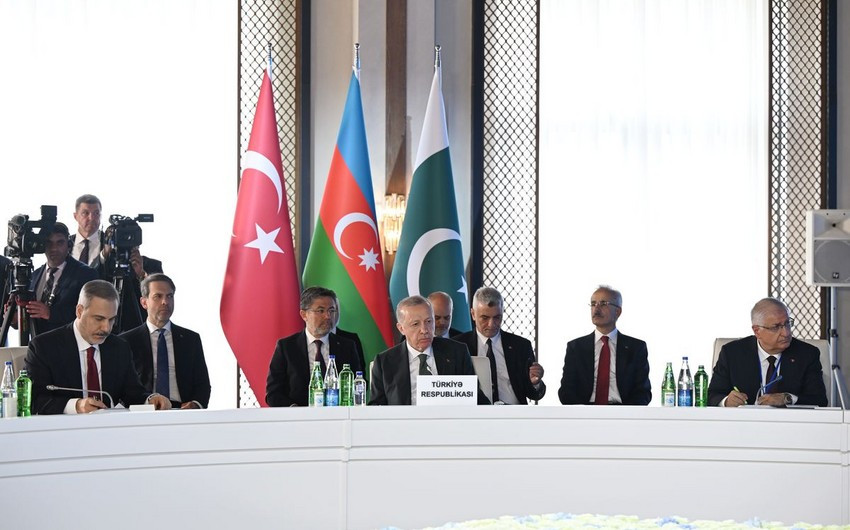 Laçında Azərbaycan, Türkiyə və Pakistan Zirvə görüşü keçirilib <font color='red'> - YENİLƏNİB</font><font color=red> - FOTOLAR</font>
