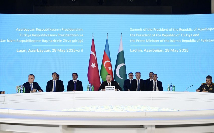 Laçında Azərbaycan, Türkiyə və Pakistan Zirvə görüşü keçirilib <font color='red'> - YENİLƏNİB</font><font color=red> - FOTOLAR</font>