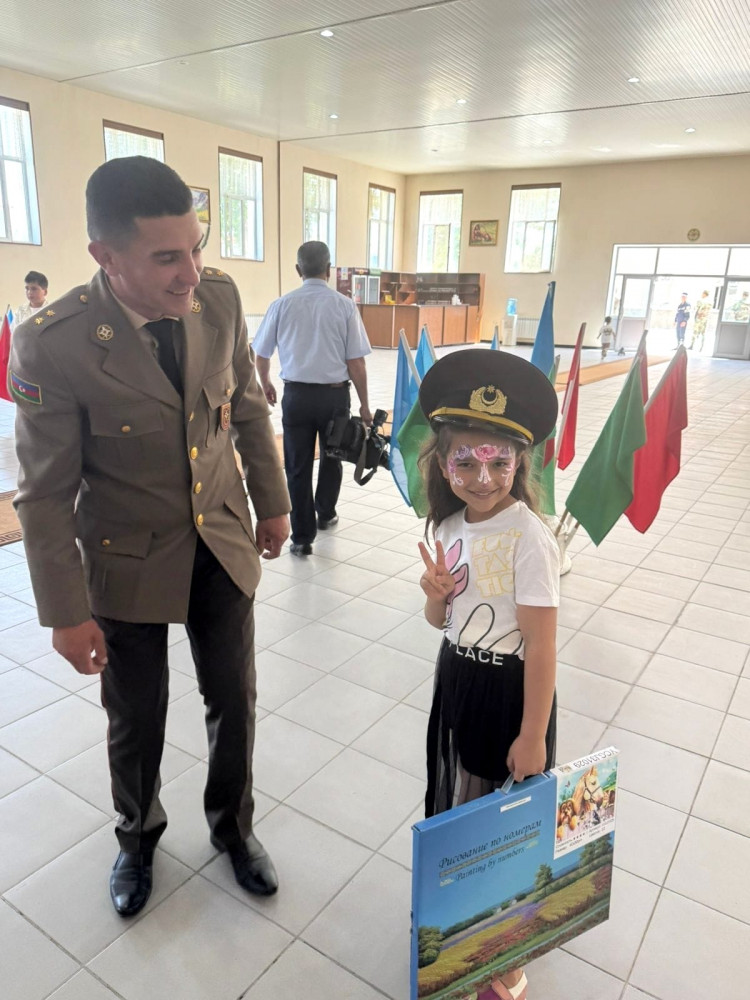 Nахçıvаn Muхtаr Rеspublikаsının Fövqəlаdə Hаllаr Nаzirliyi şəhid övladları üçün “açıq qapı günü” keçirib<font color=red> - FOTOLAR</font>