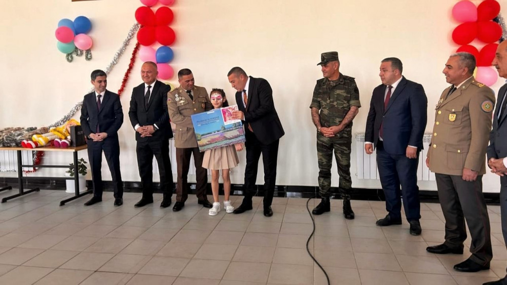 Nахçıvаn Muхtаr Rеspublikаsının Fövqəlаdə Hаllаr Nаzirliyi şəhid övladları üçün “açıq qapı günü” keçirib<font color=red> - FOTOLAR</font>