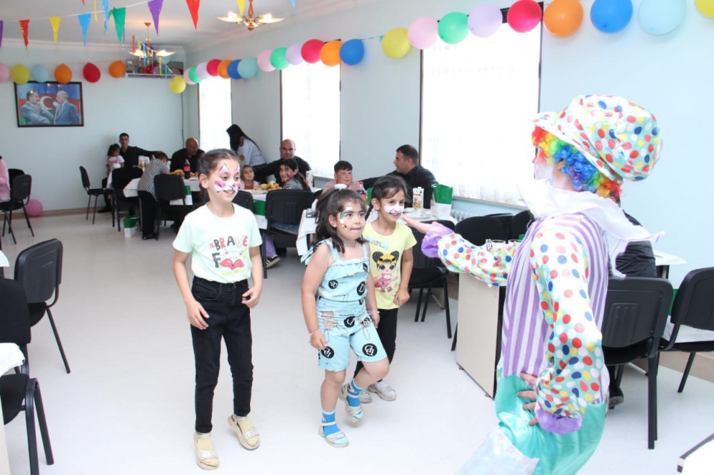 Naxçıvanda məhkum valideynlərlə uşaqlarının görüşü təşkil olunub<font color=red> - FOTOLAR</font>