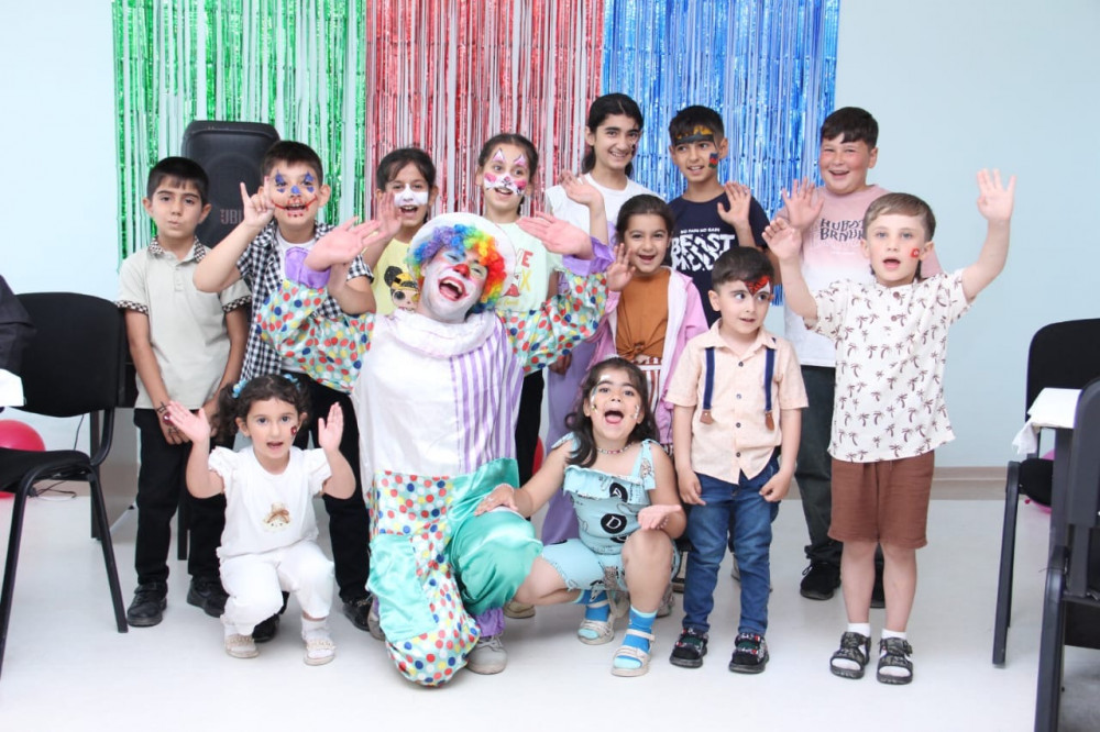 Naxçıvanda məhkum valideynlərlə uşaqlarının görüşü təşkil olunub<font color=red> - FOTOLAR</font>