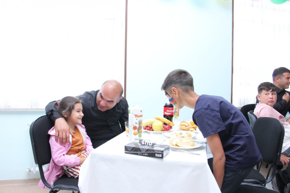 Naxçıvanda məhkum valideynlərlə uşaqlarının görüşü təşkil olunub<font color=red> - FOTOLAR</font>