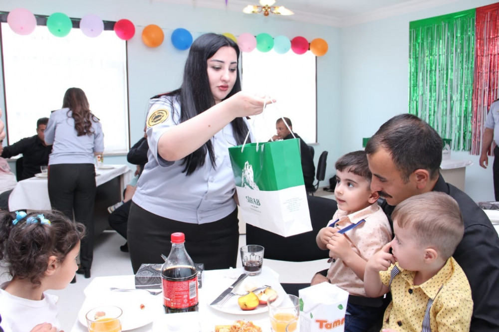 Naxçıvanda məhkum valideynlərlə uşaqlarının görüşü təşkil olunub<font color=red> - FOTOLAR</font>