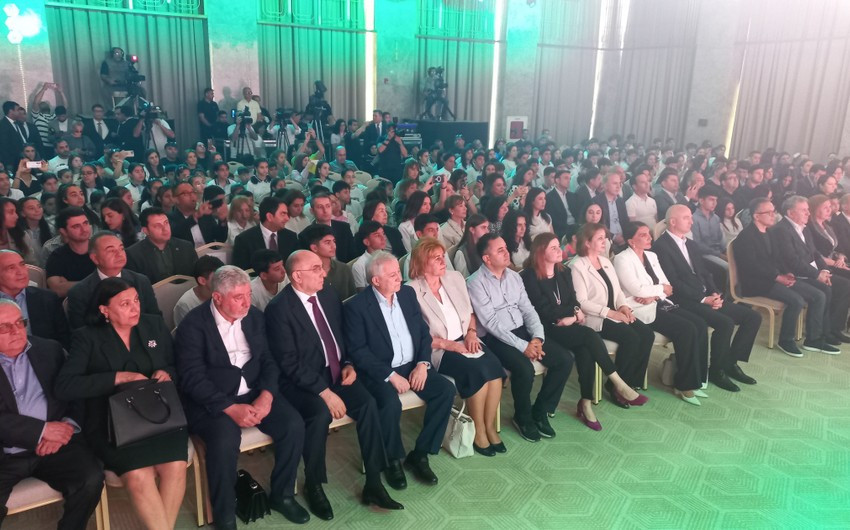 Şuşada beynəlxalq uşaq yaradıcılıq festivalı keçirilir<font color=red> - FOTOLAR</font>