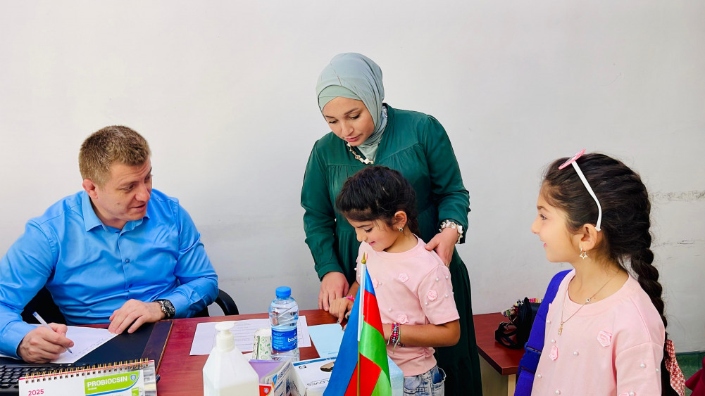 Naxçıvanda “Sağlam Uşaqlar, Sağlam Gələcək” adlı tibbi müayinə aksiyası keçirilib<font color=red> - FOTOLAR</font>