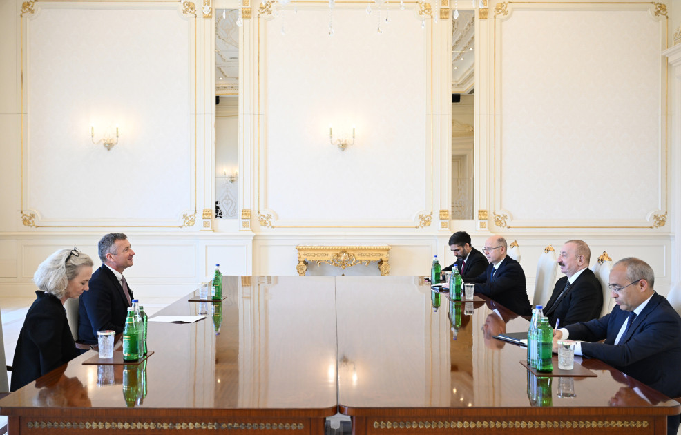 Prezident İlham Əliyev “ExxonMobil” şirkətinin vitse-prezidentini qəbul edib<font color=red> - FOTOLAR</font>