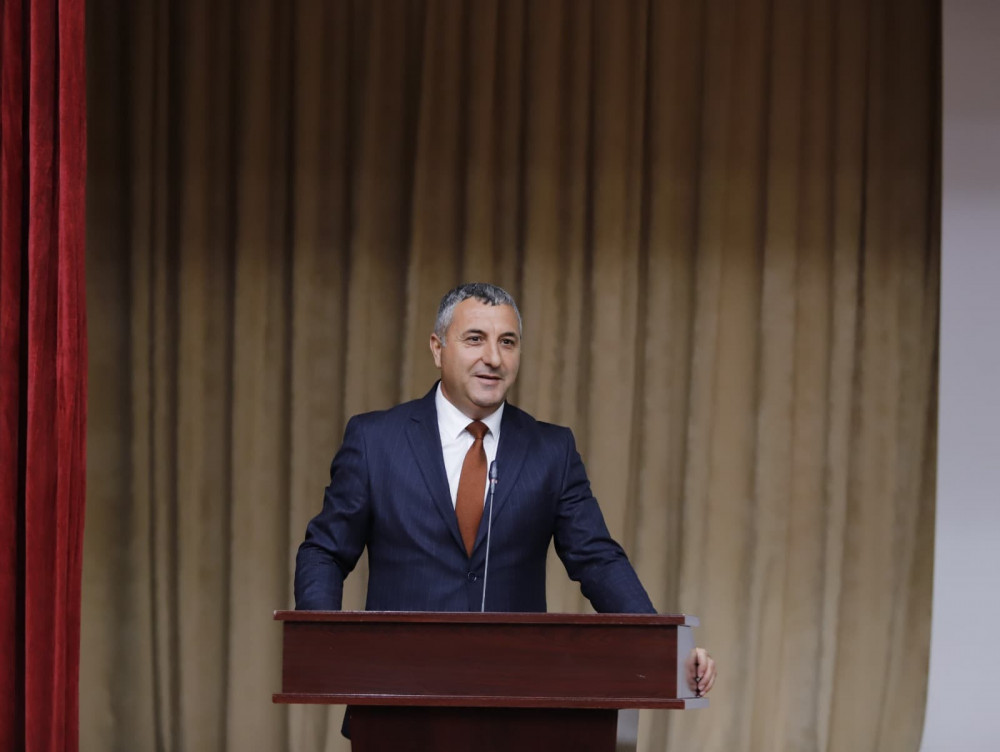 NDU-da  “Açıq mikrofon” layihəsi çərçivəsində Naxçıvan Muxtar Respublikasının təhsil naziri Elxan Nəcəfov tələbələrlə görüşüb<font color=red> - FOTOLAR</font>