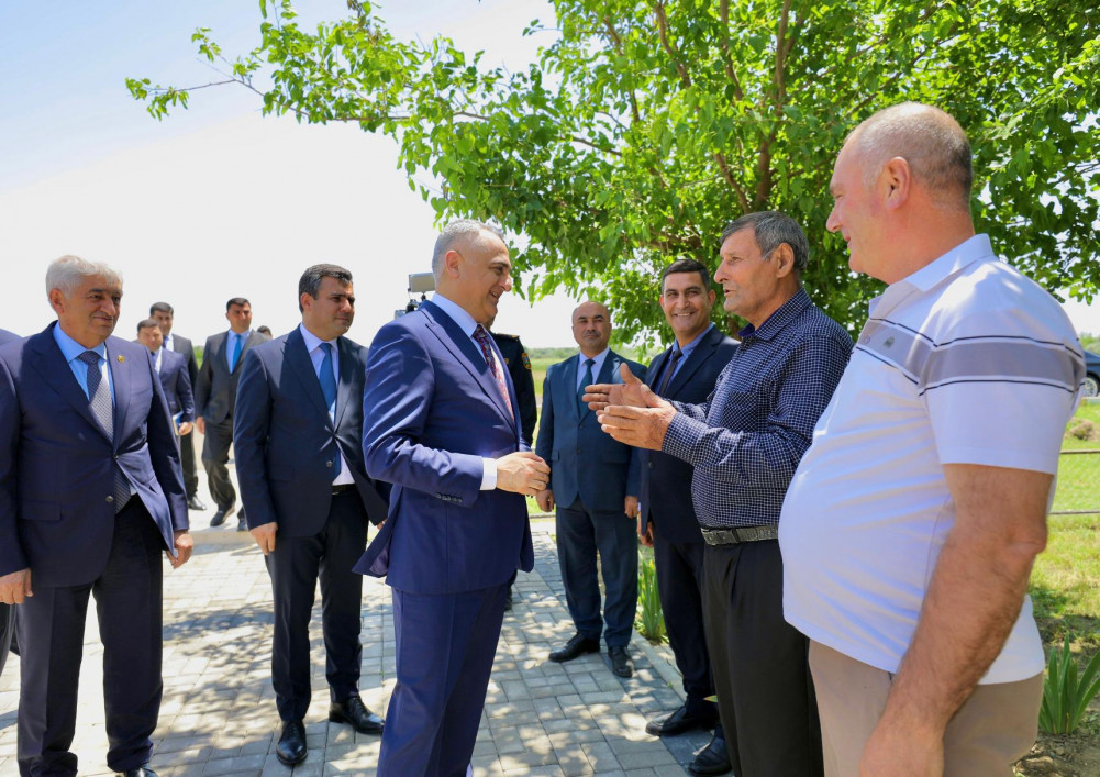 Şahtaxtı gömrük və Təzəkənd avtomobil yolları əsaslı təmir olunub<font color=red> - FOTOLAR</font>