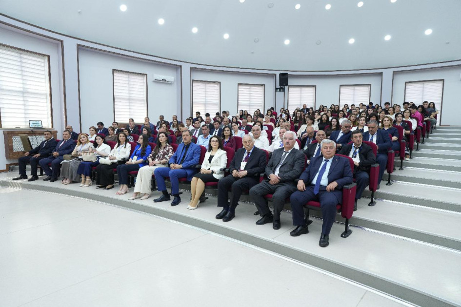 NDU-da “Orqanik və dayanıqlı kənd təsərrüfatı: Ekoloji tarazlıq və dayanıqlı inkişaf” I Respublika Elmi konfransı keçirilib<font color=red> - FOTOLAR</font>